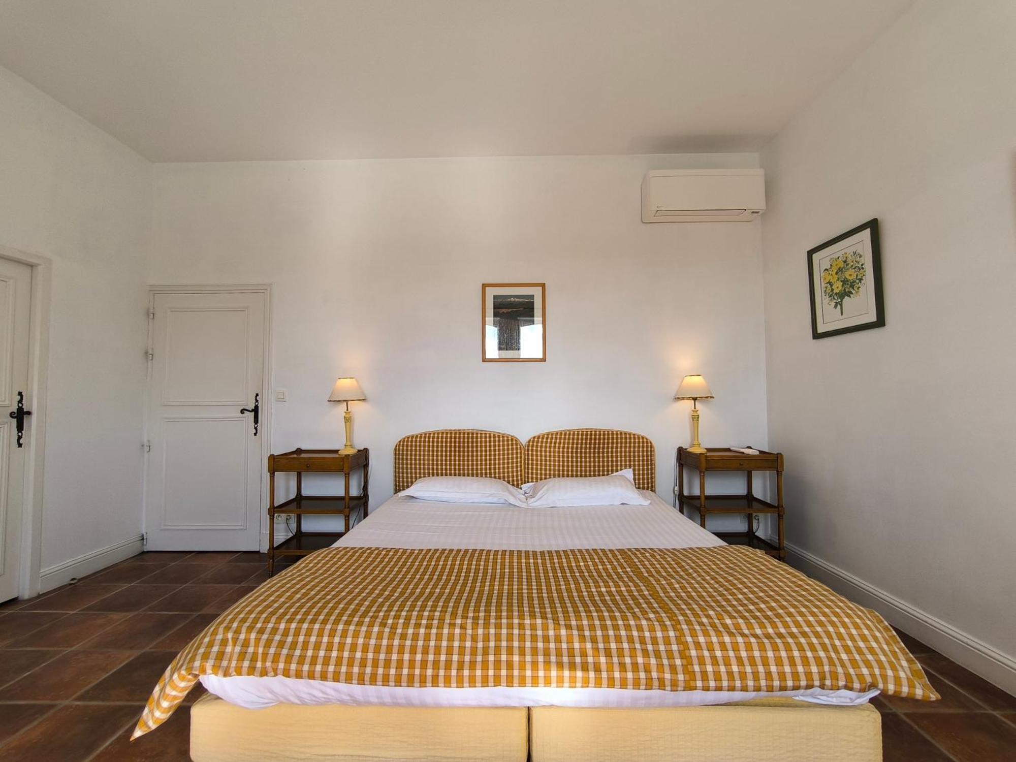 Le Peyret Apartment Serres-Castet ภายนอก รูปภาพ