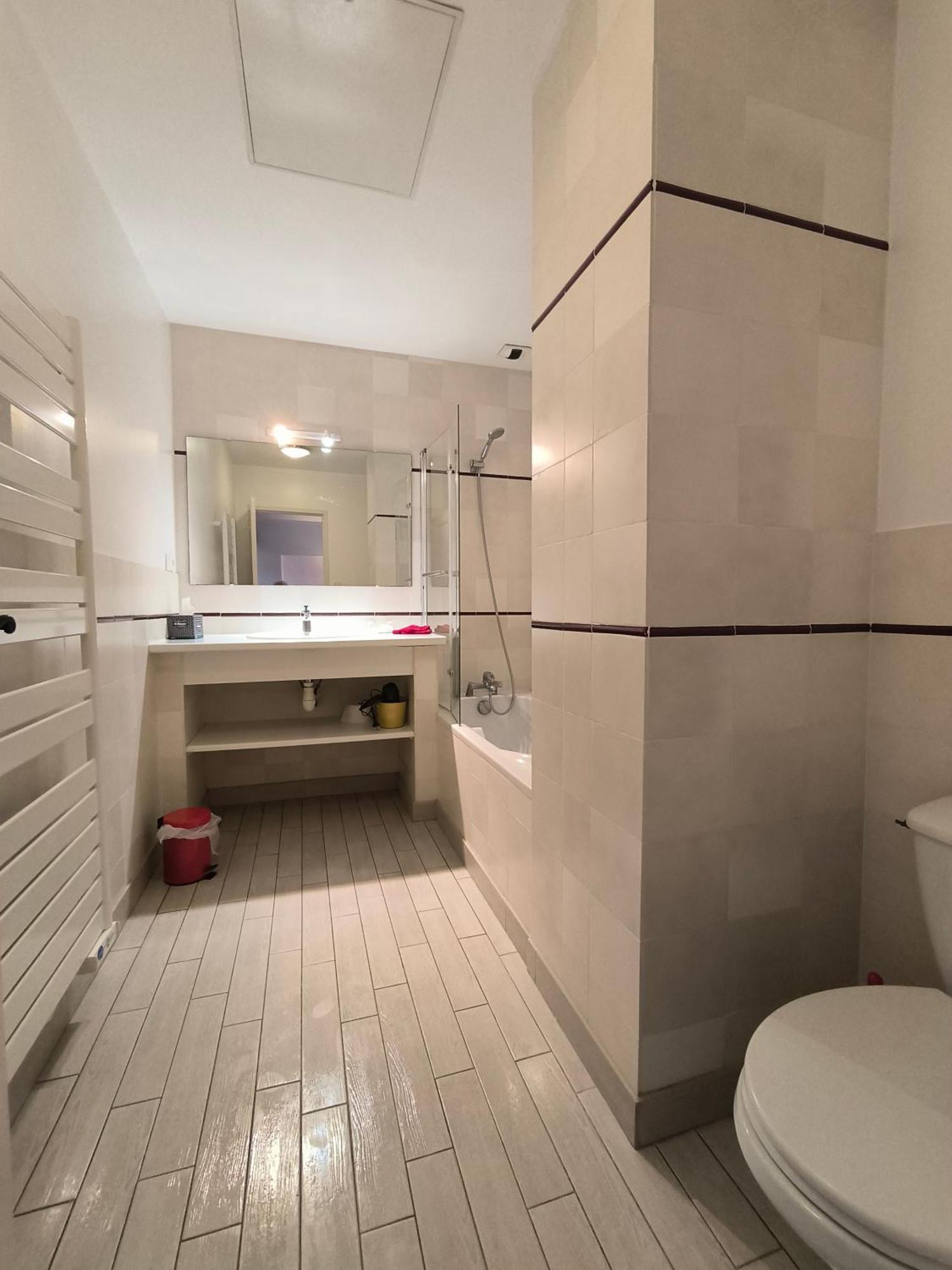 Le Peyret Apartment Serres-Castet ภายนอก รูปภาพ
