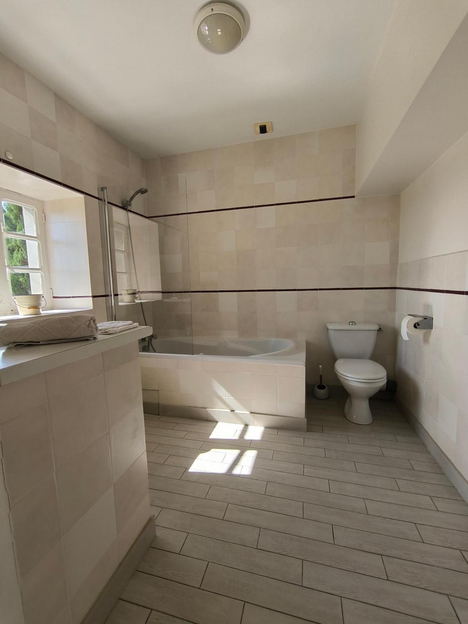 Le Peyret Apartment Serres-Castet ภายนอก รูปภาพ