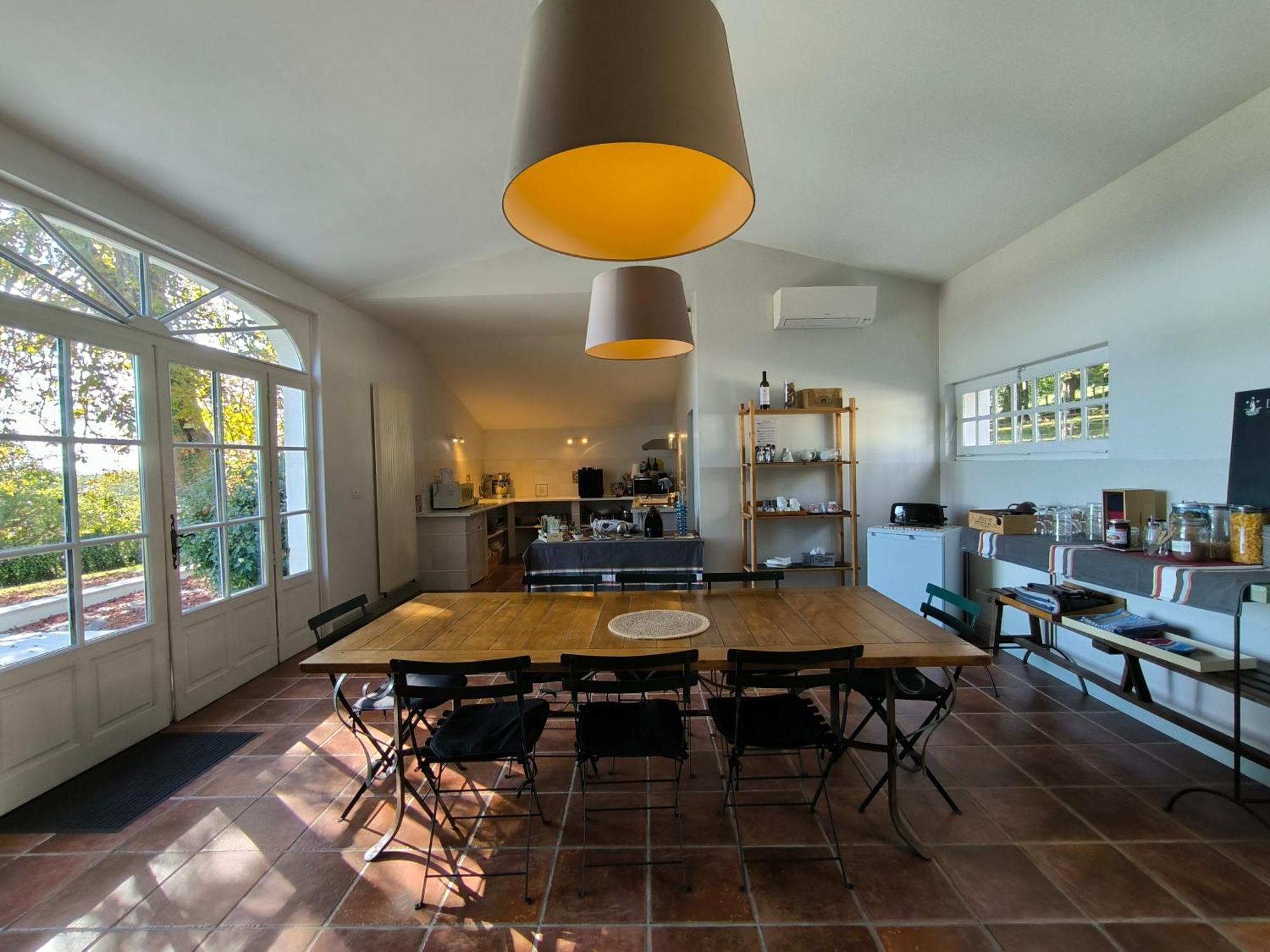Le Peyret Apartment Serres-Castet ภายนอก รูปภาพ