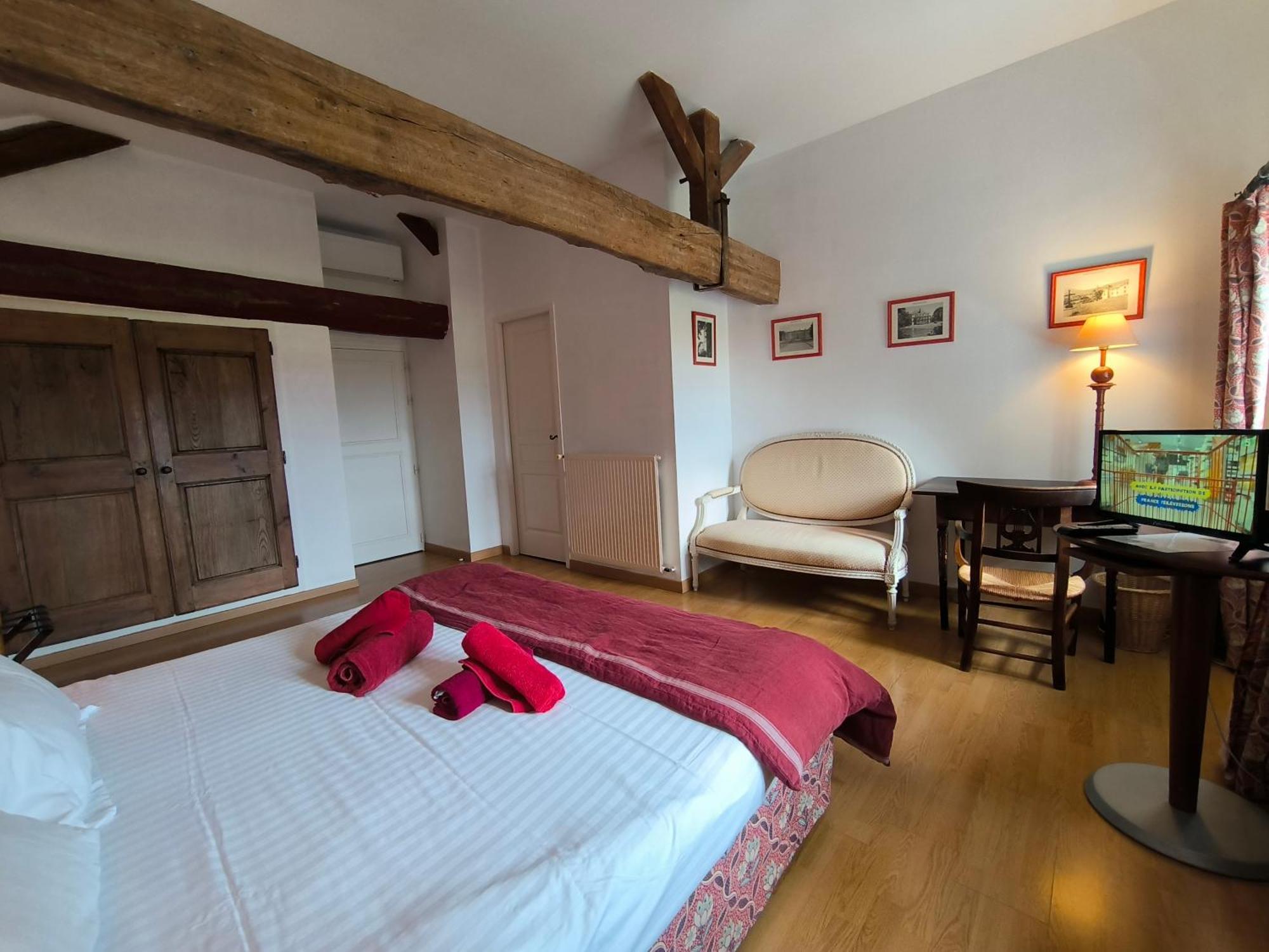 Le Peyret Apartment Serres-Castet ภายนอก รูปภาพ