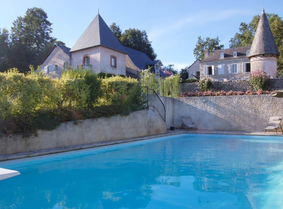 Le Peyret Apartment Serres-Castet ภายนอก รูปภาพ
